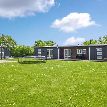 Feriehus Four-bedroom Haderslev With A Hot Tub 09 *