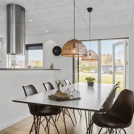 Feriehus Four-bedroom Haderslev With A Hot Tub 09